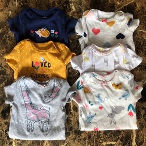 ❌SOLD❌SOLD❌ Bundle of 6 Just One You by Carter’s Onesies